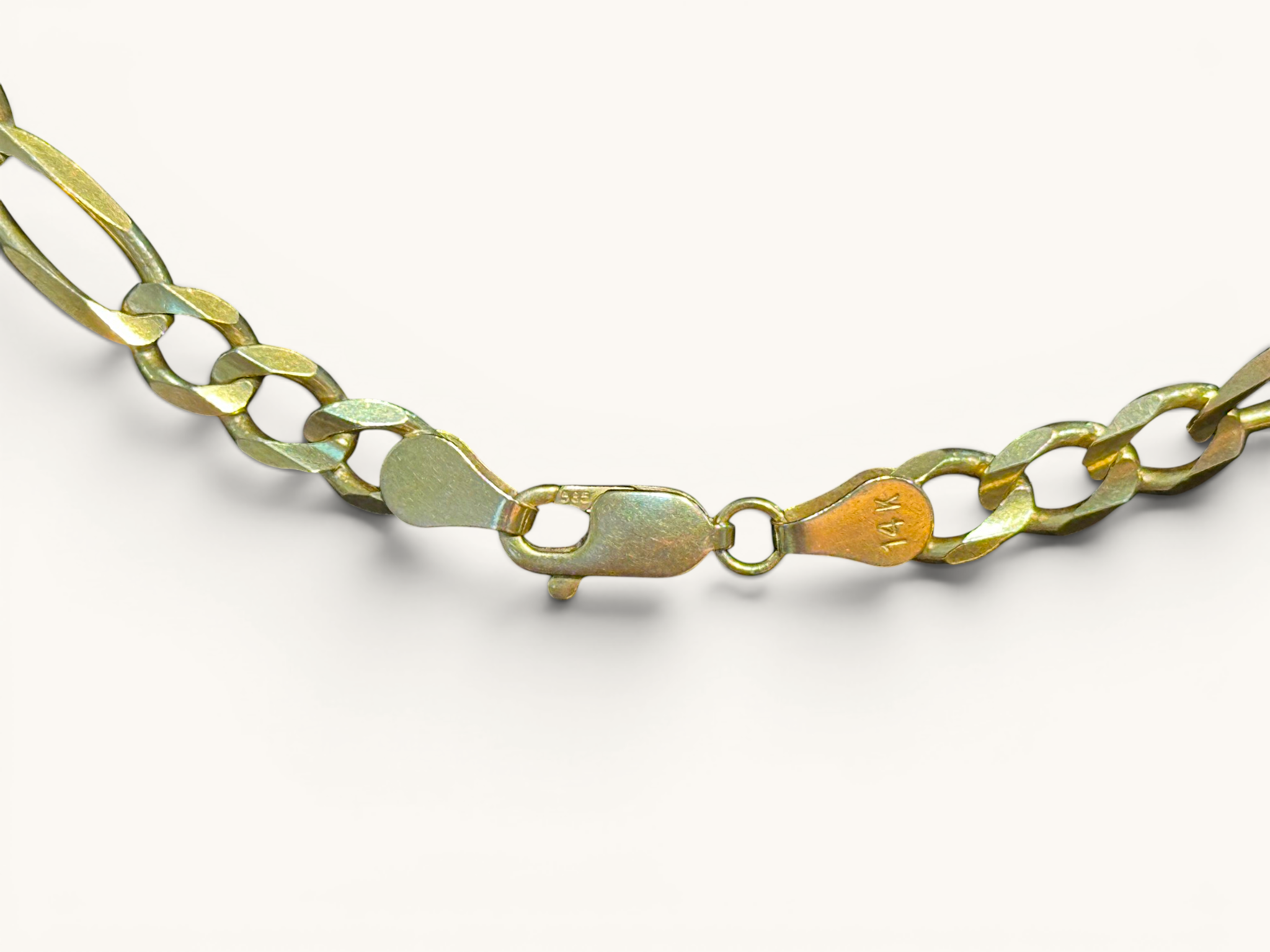 Vintage 14K Gold Diamond Cut Figaro Link Chain Necklace 4